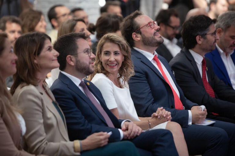 Cataluña se reúne con el Gobierno para analizar la baja ejecución de inversiones