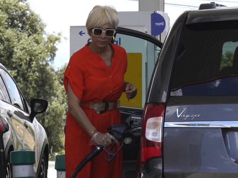 Ana María Aldón deja la casa de Ortega Cano tras negarse a dejar la televisión