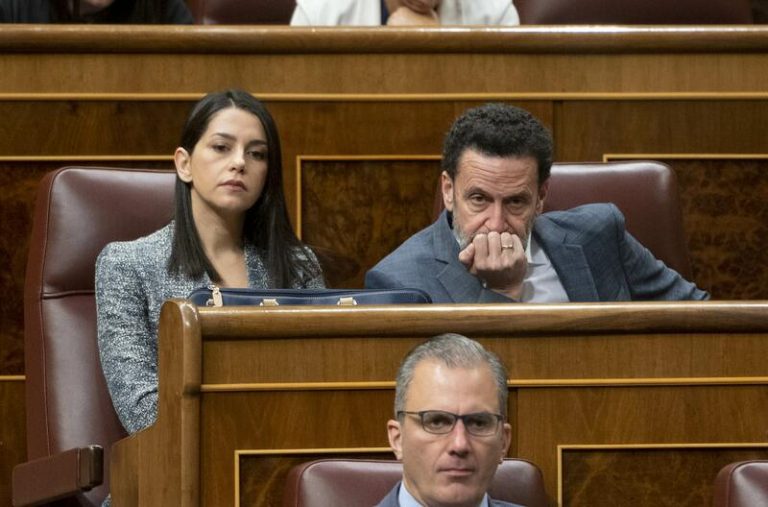 Ciudadanos se queda solamente con un senador y toca reestructuración profunda