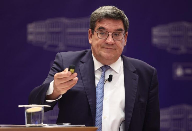 El Gobierno presenta una nueva propuesta de cotizaciones progresivas a los autónomos