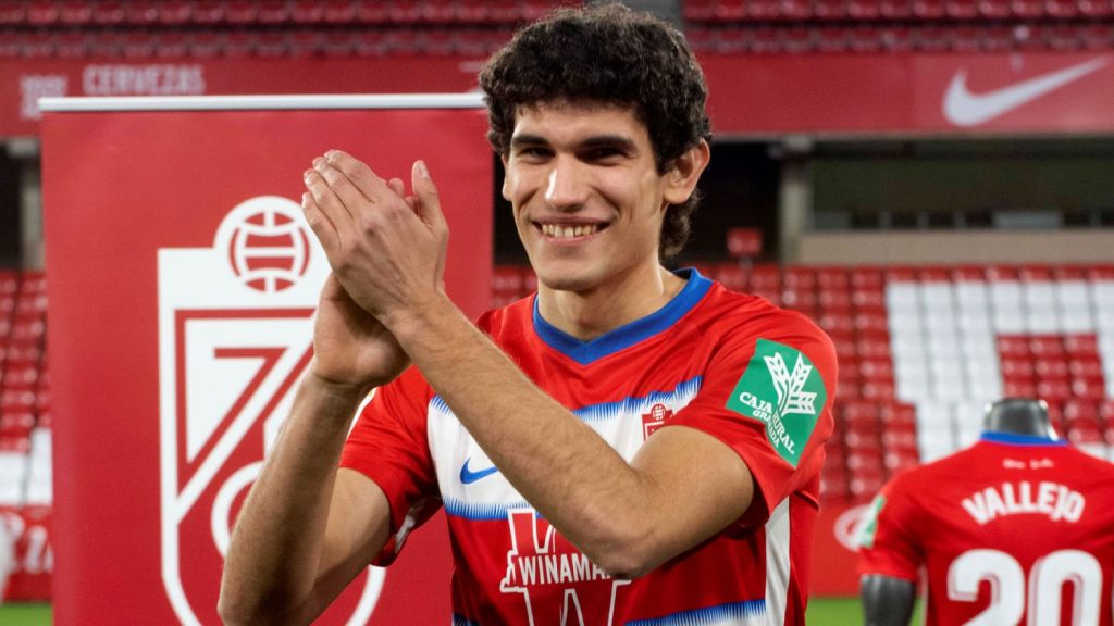 A Jesús Vallejo podrían mantenerlo en el equipo 