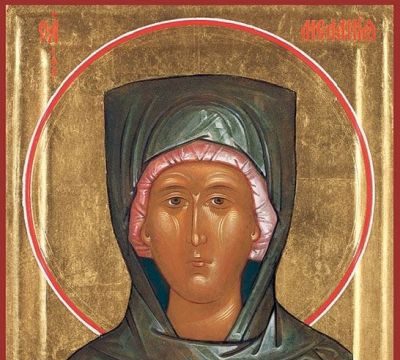 El 12 de agosto es el día en que celebramos la vida de Santa Hilaria de Augsburgo y compañeras y recordamos su martirio 1 El 12 de agosto es el día en que celebramos la vida de Santa Hilaria de Augsburgo y compañeras y recordamos su martirio