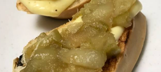 El montadito de queso y manzana que jamás pensarías que es adictivo