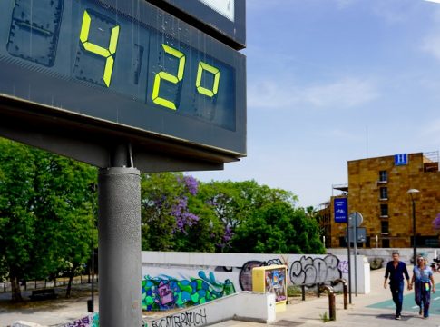 El calor hace acto de presencia en Sevilla