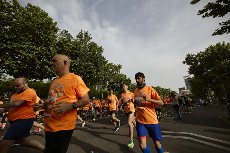 Correr, nadar o ir en bicicleta: ¿Qué es mejor para adelgazar?