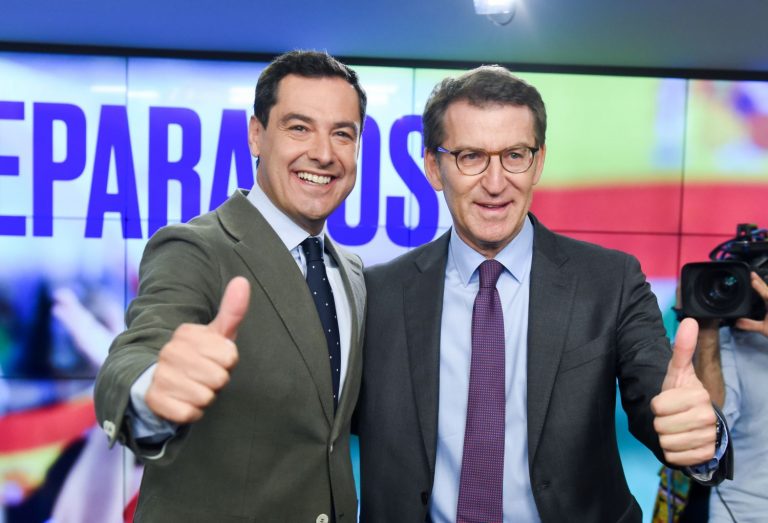 Feijóo y Moreno ovacionados a su llegada a la Junta Directiva en 'Génova'