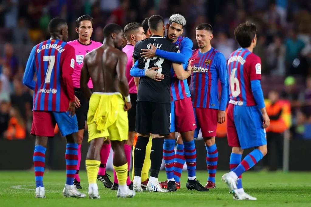 Las salidas brillan por su ausencia 