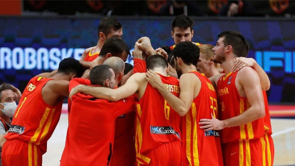 Los mismos rivales, pero en España