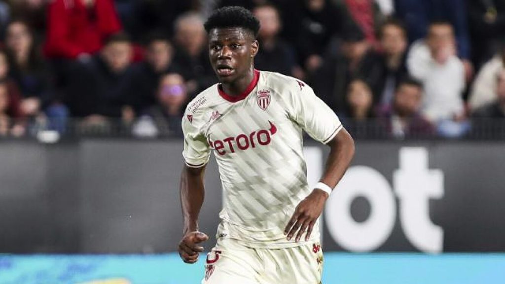 Más de 100 millones de euros por Tchouaméni 