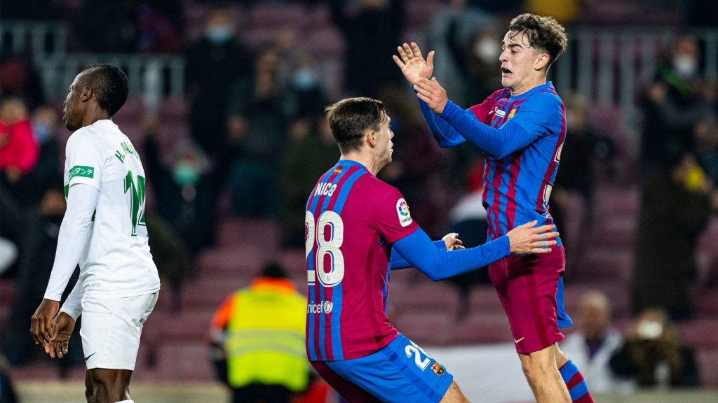 Retraso por parte del Barcelona 