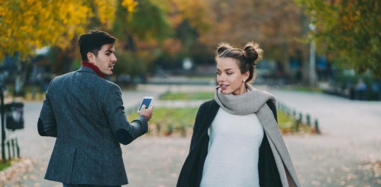 Señales de atracción para saber si le gustas a alguien