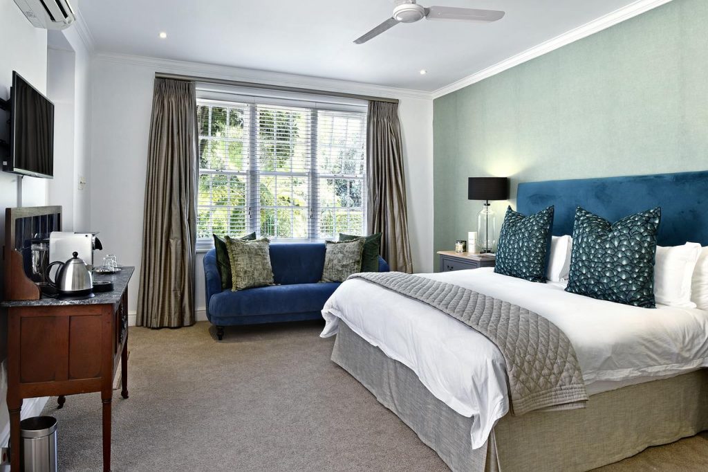 Esto le puede pasar a tu cuerpo si duermes con el aire acondicionado puesto