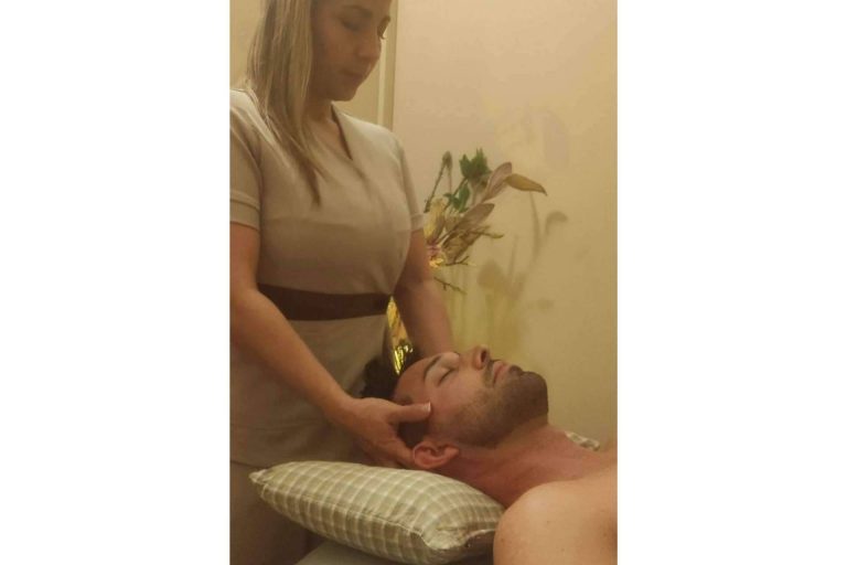 Velar por el cuidado personal es relevante, según Lakshmi Barcelona