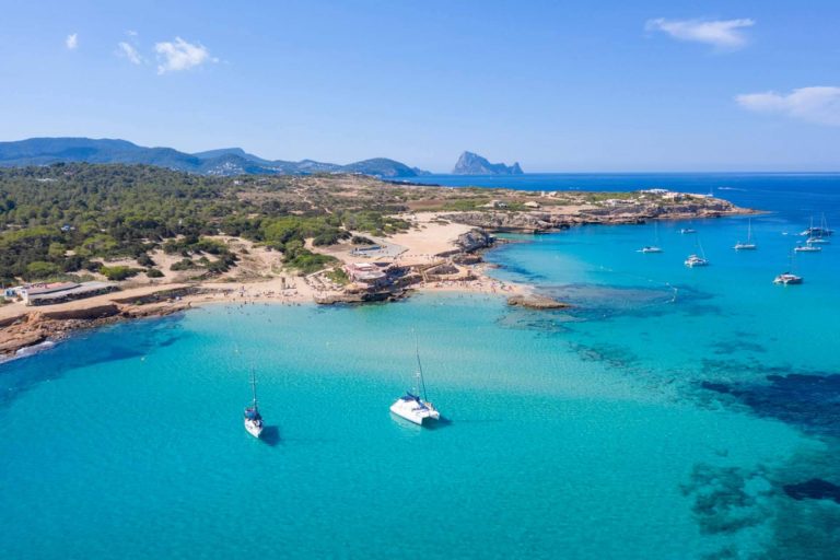 K10 Rent a Car permite recorrer la isla de Ibiza y descubrir sus rincones secretos en coche