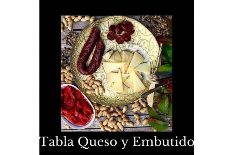 Bon León cuenta con diferentes opciones de cesta de embutidos para hacer un regalo gourmet