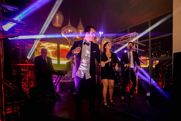 Odysea, la orquesta musical para fiestas de pueblo en España