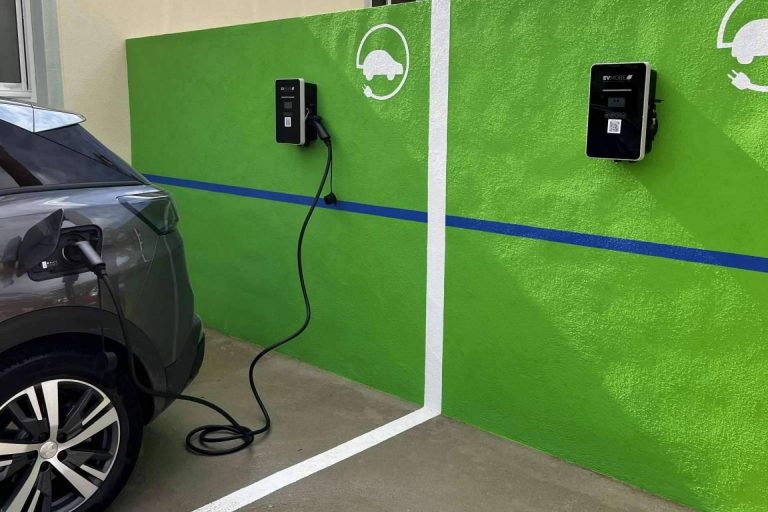 EVMOBE ofrece cargadores eléctricos que destacan por sus buenas características