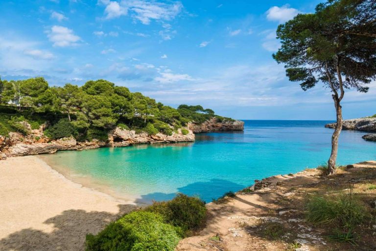 Apartamentos y villas de lujo con EI2VALUE Property para pasar unas vacaciones