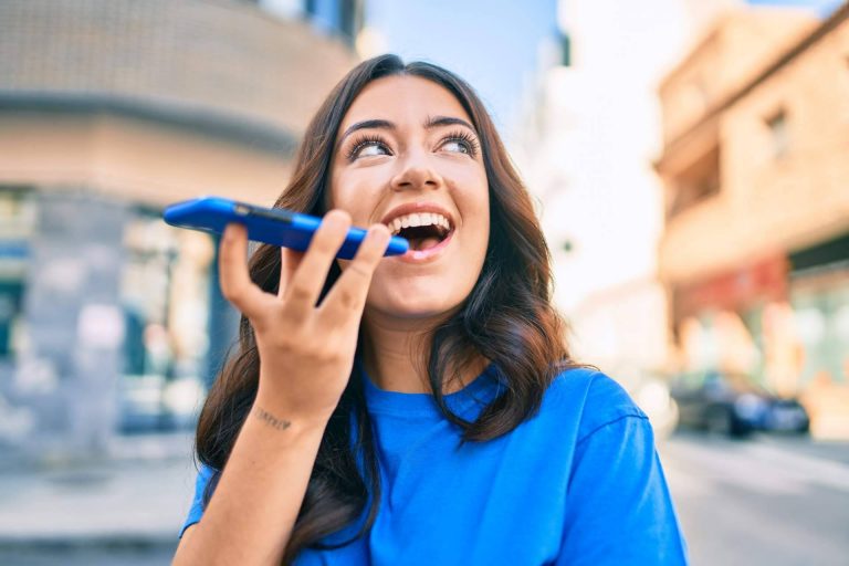 La aplicación WeVoice permite evaluar el estado de ánimo de una persona a través de la voz