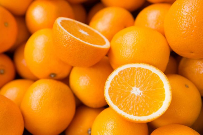 Sabor a Naranjas recomienda la naranja como un buen potenciador del bronceado natural para el verano