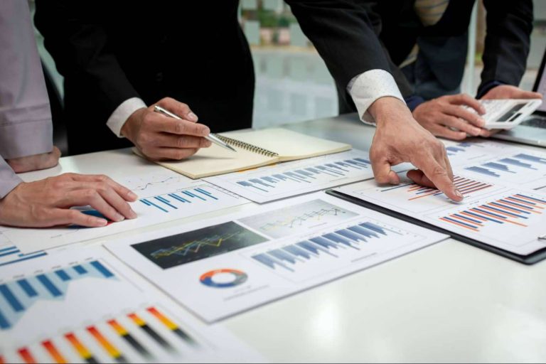 Impulsar empresas a asesorar en inversiones a largo plazo, con EI2VALUE