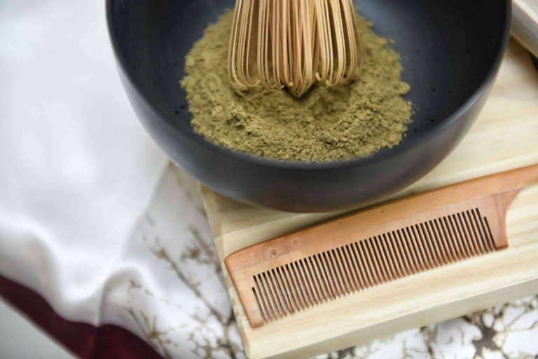 Belleza y sostenibilidad, el compromiso de la empresa Yukiro® de coloración con barros para el pelo