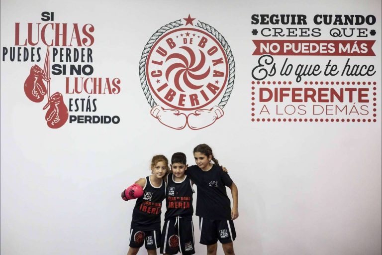 Club de Boxa Iberia ofrece clases de boxeo infantil y educativo