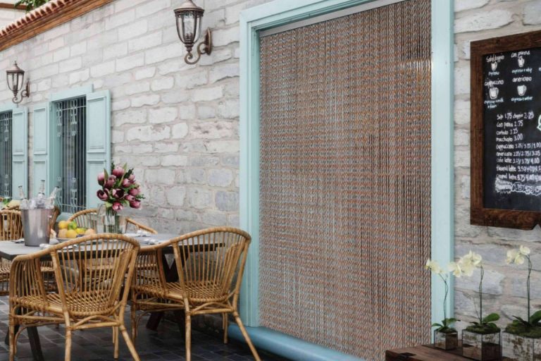 Las cortinas antimoscas para puertas de exterior