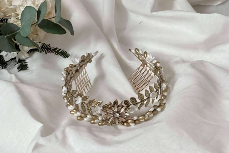 Tiaras, coronas y tocados de novia de la mano de la diseñadora Carmen Fernández