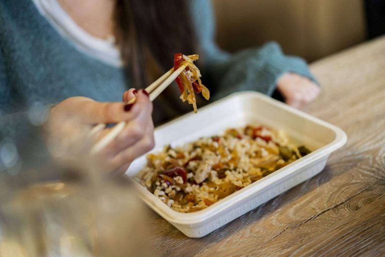 MistMeals informa acerca del uso de los plásticos en la alimentación