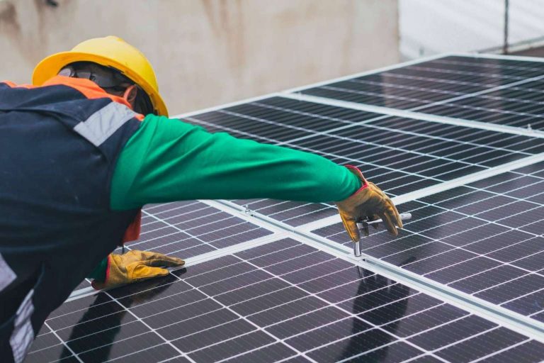 Beneficios de instalar paneles solares en Madrid, por SOLARINSTALA