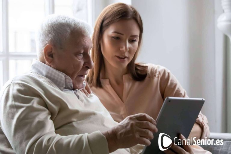 Los cursos de verano de Canal Sénior permiten ser mayor y adaptarse a las nuevas tecnologías
