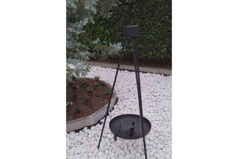 Disfrutar del fuego en el jardín de la mano de Gaudir Amb Foc con chimeneas de exterior y otros productos