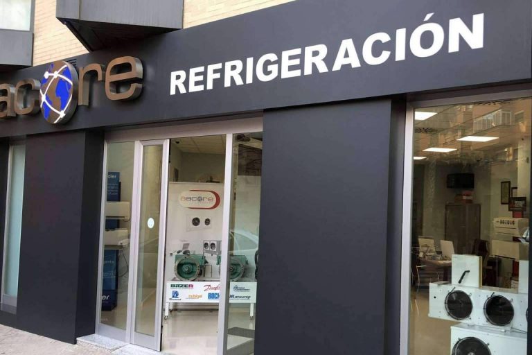 AACORE SUPPLY asesora acerca de las cámaras frigoríficas más convenientes según las necesidades