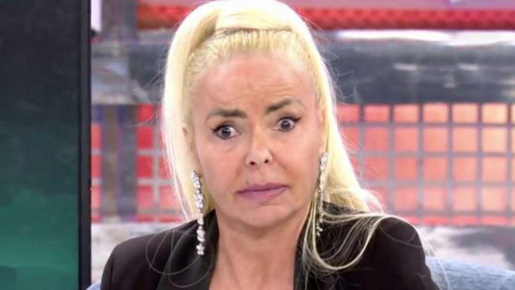 Leticia Sabater: así era antes de sus operaciones estéticas 35 Letizia Sabater y el estrabismo