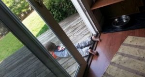 Niños que se toman al pie de la letra los pedidos