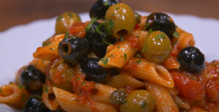 Pasta a la puttanesca: el plato que solo a los italianos les sale bien