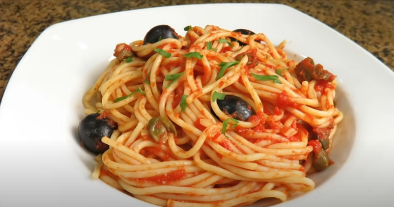 Pasta a la puttanesca: el plato que solo a los italianos les sale bien