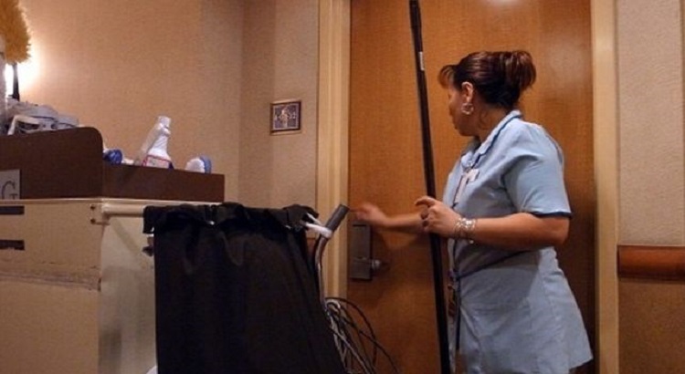 Secretos que no te confesará el personal de limpieza de un hotel