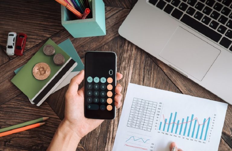 Ventajas de usar una calculadora de préstamos antes de contratar un crédito