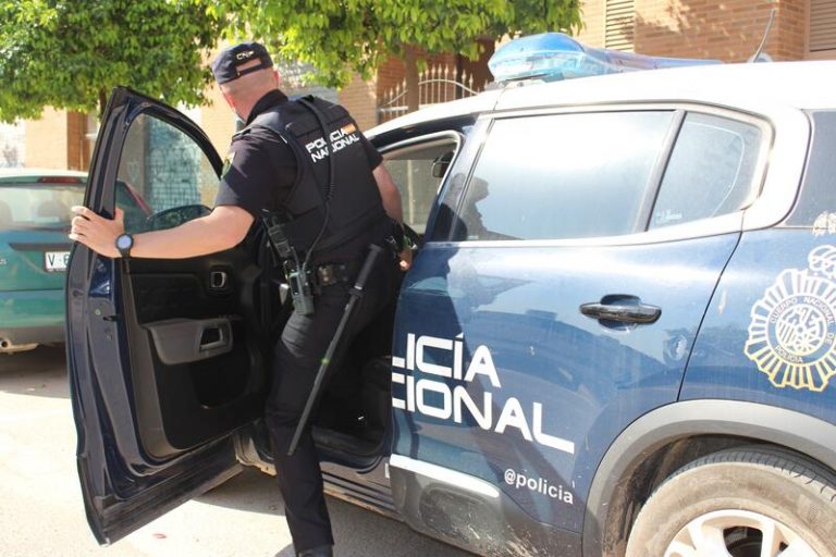 Dos jóvenes detenidas por okupar una vivienda en Valencia