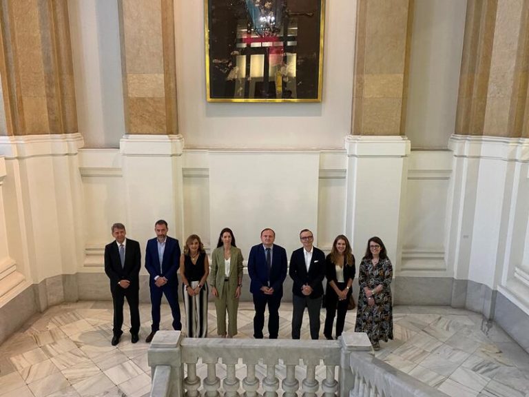 Reino Unido es el país que más invierte en España durante el primer trimestre