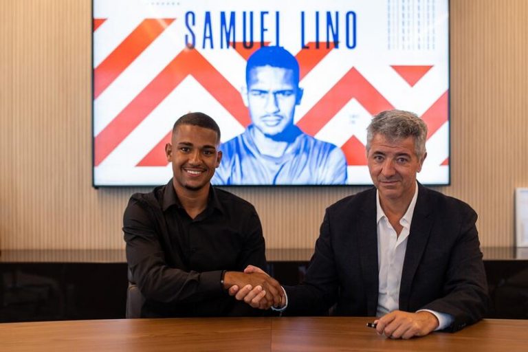 El brasileño Samuel Lino ya es jugador del Atlético de Madrid