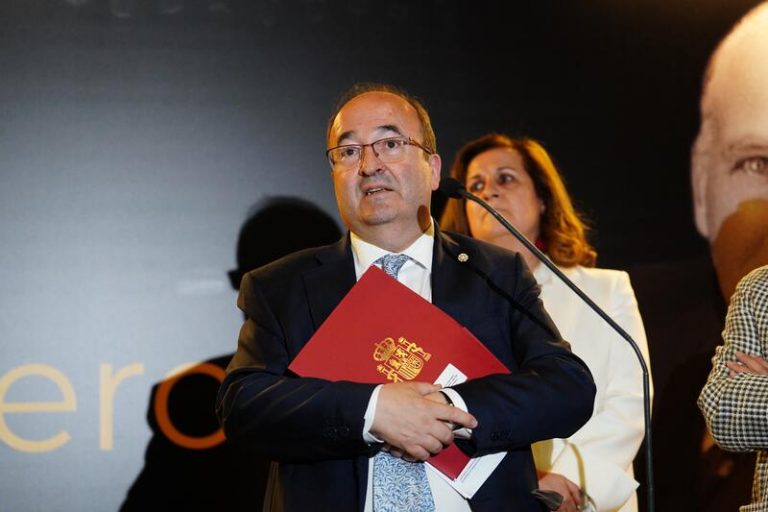 El Ministerio de Cultura abre el proceso de adhesión de empresas al Bono Cultural Joven