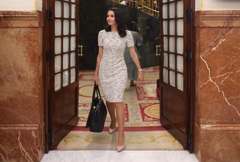 Arrimadas insiste en la refundación de Cs y defiende que los militantes decidirán el liderazgo