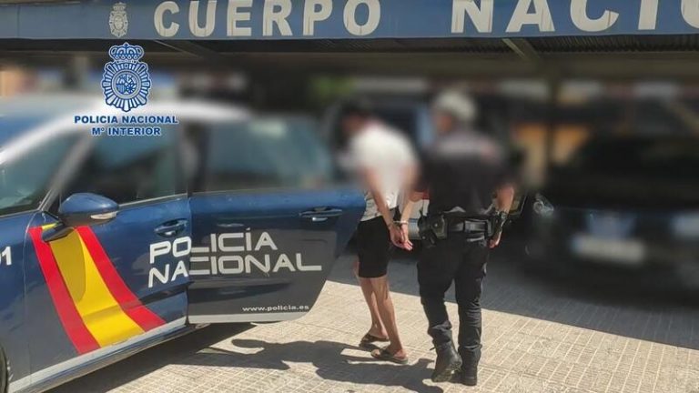 Detenido por agredir sexualmente a una mujer en el portal de un edificio en Molina de Segura