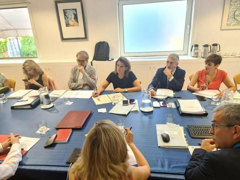 Teresa Ribera demanda más calidad de vida en zonas rurales