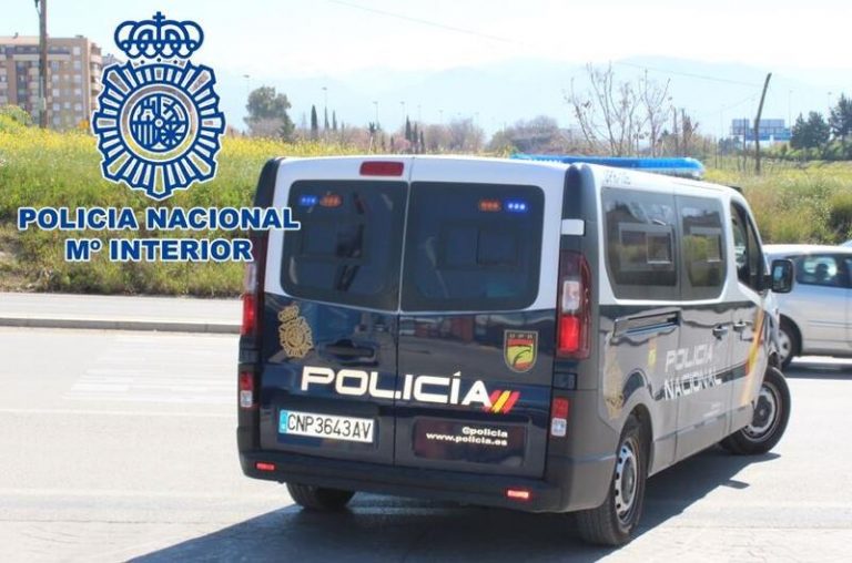 Un menor y un adulto se entregan en relación a la agresión mortal a un hombre en Granada