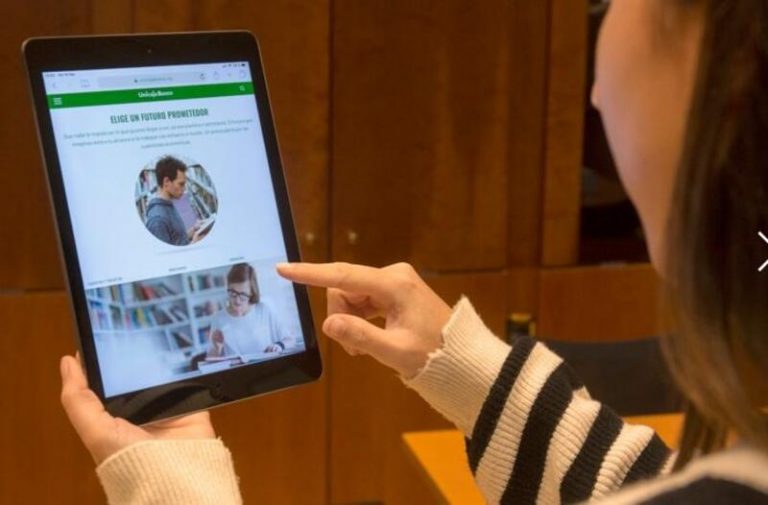 Unicaja Banco ofrece cuenta, tarjeta y banca digital sin comisiones a jóvenes de 18 a 27 años