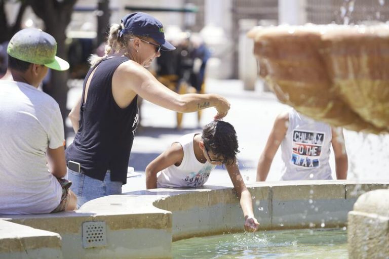 Más de 1.700 personas fallecidas en España y Portugal por la ola de calor, según la OMS